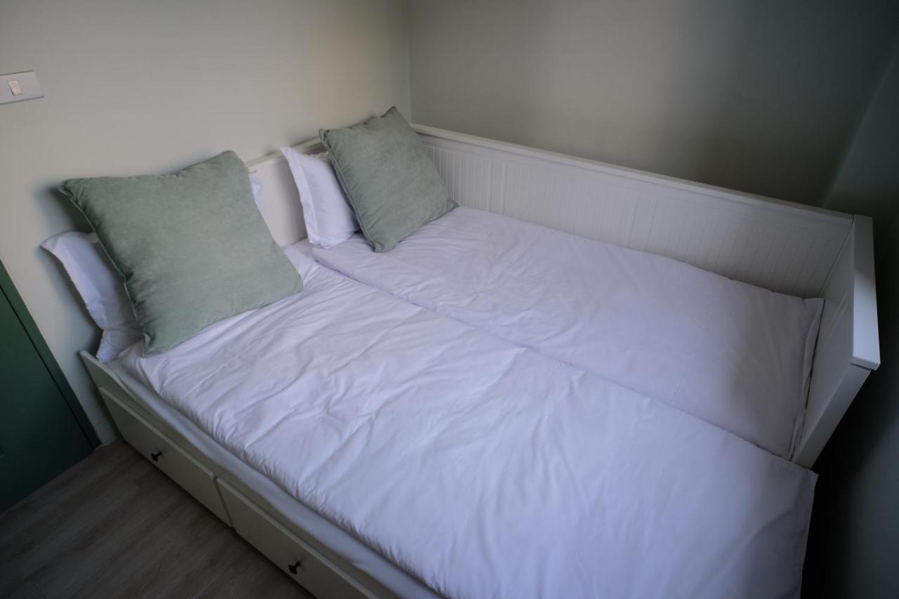 Apartamento Baan Khun Pra Duplex Rm3 Bangkok Exterior foto